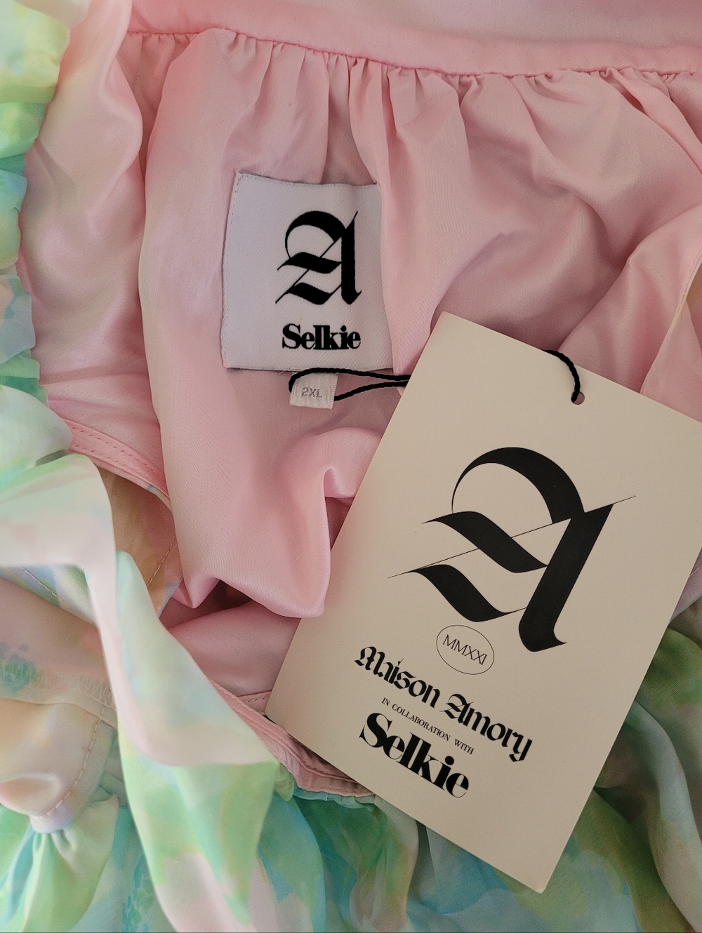 NWT SELKIE MAISON AMORY PASTEL PAINTS ROMANCE GOWN - Picture 6 of 8